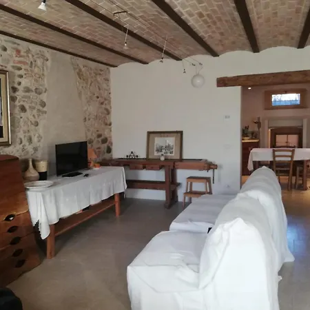 La Valle Dell'albero * 费尔特雷