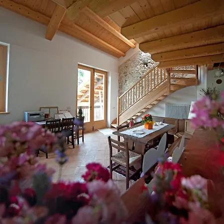 La Valle Dell'albero Nocleg ze śniadaniem *